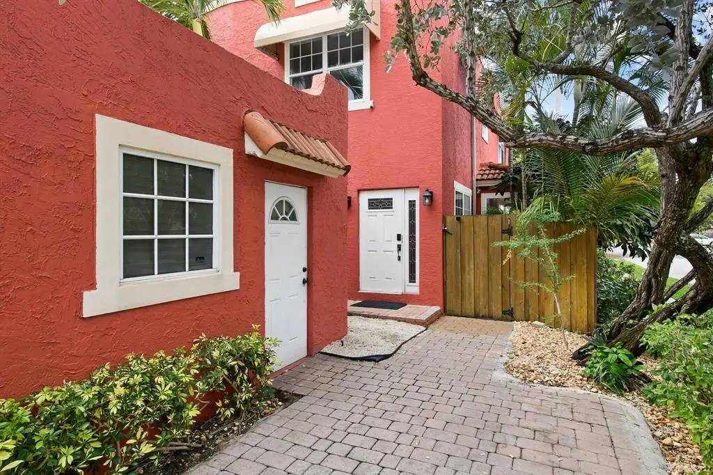 645 NW 2nd Avenue, Fort Lauderdale, FL 33311 - #1
