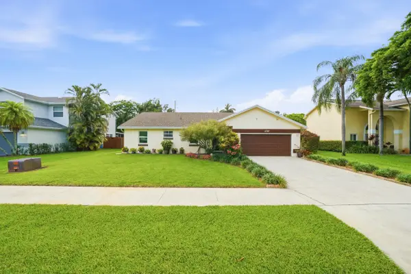 5787 SW 57th Way, Davie, FL 33314