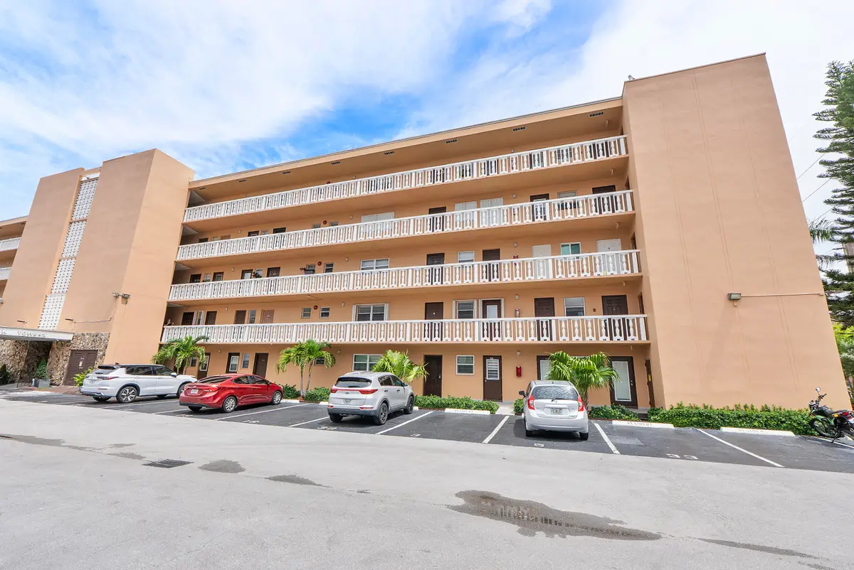 219 NE 14th Avenue #107, Hallandale Beach, FL 33009 - #1
