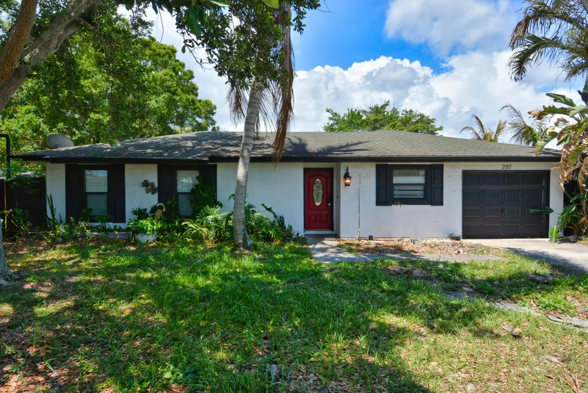 2117 SE East Dunbrooke Circle, Port Saint Lucie, FL 34952 - #1