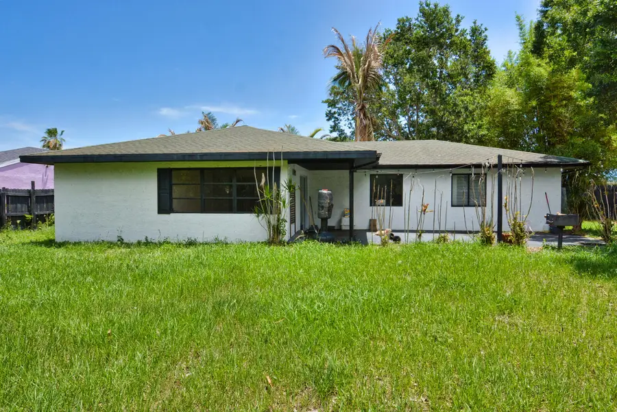 2117 SE East Dunbrooke Circle, Port Saint Lucie, FL 34952 - #3