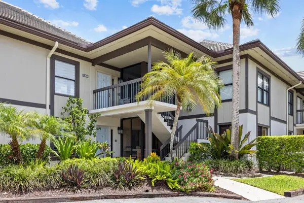 13254 Polo Club Road #C204, Wellington, FL 33414