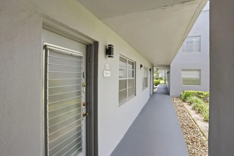 100 Flanders C, Delray Beach, FL 33484 - #2