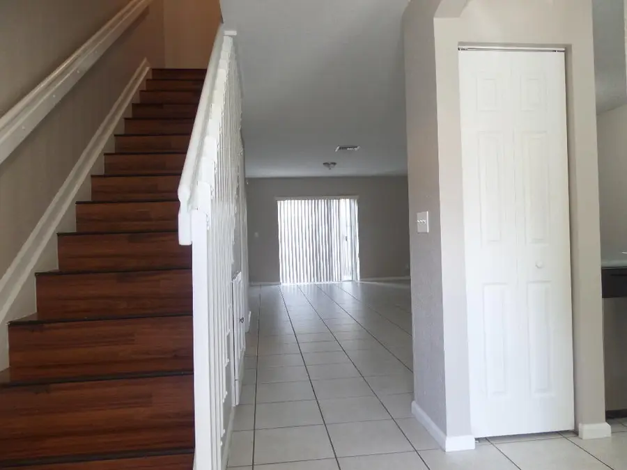 862 Summit Lake Drive, West Palm Beach, FL 33405 - #3
