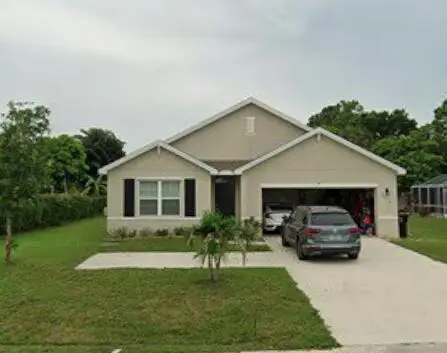 5015 NW North Macedo Boulevard, Port St Lucie, FL 34983