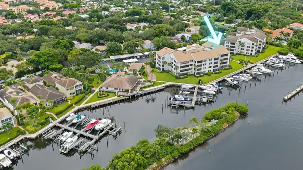811 Oak Harbour Drive, Juno Beach, FL 33408