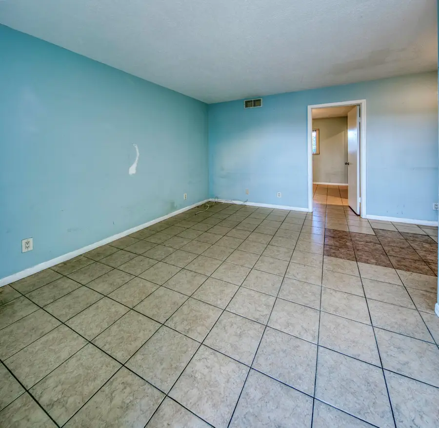 111 N L Street #8, Lake Worth Beach, FL 33460 - #3