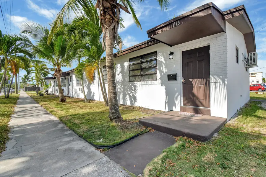 1116 S 17th Avenue, Hollywood, FL 33020 - #2
