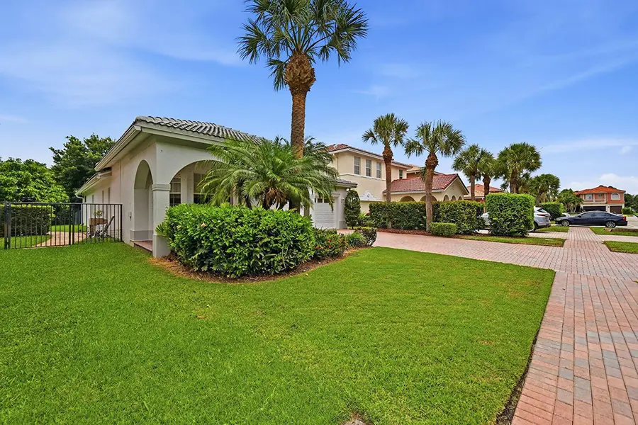 310 Venice Boulevard, Royal Palm Beach, FL 33411 - #3
