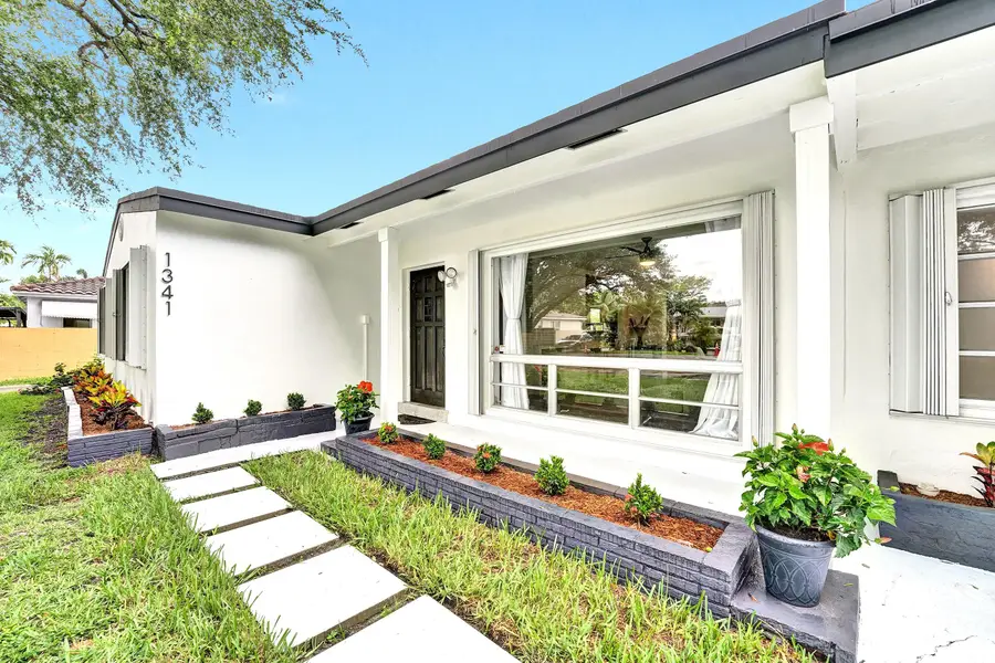 1341 N 30th Road, Hollywood, FL 33021 - #3