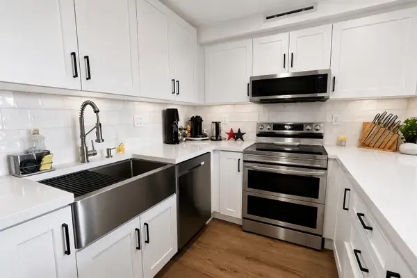 9491 Evergreen Place #307, Davie, FL 33324