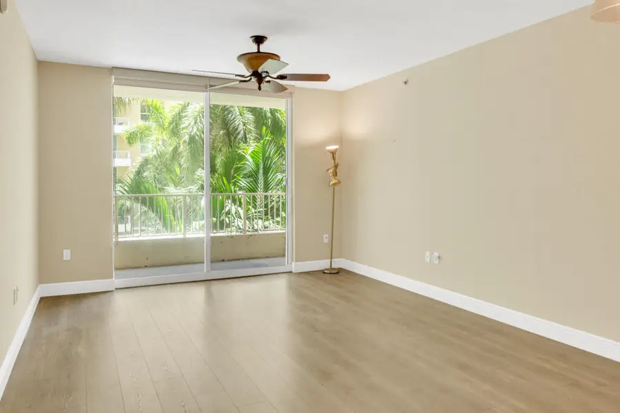 700 E Boynton Beach Boulevard #407, Boynton Beach, FL 33435 - #2