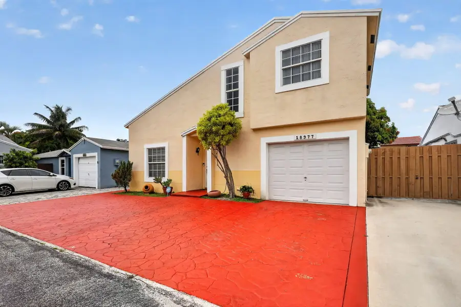 18977 NW 63rd Ct Circle, Miami Gardens, FL 33015 - #2
