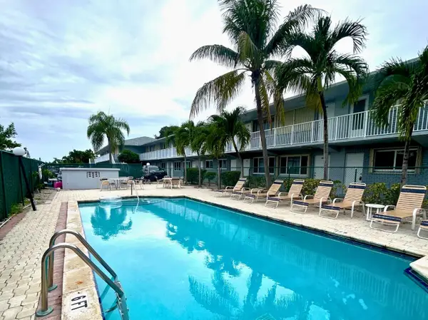 2175 NE 56th Street #209, Fort Lauderdale, FL 33308
