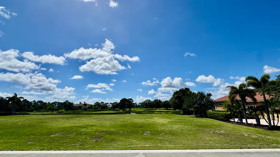 122 SE Mira Lavella, Port Saint Lucie, FL 34984 - #2