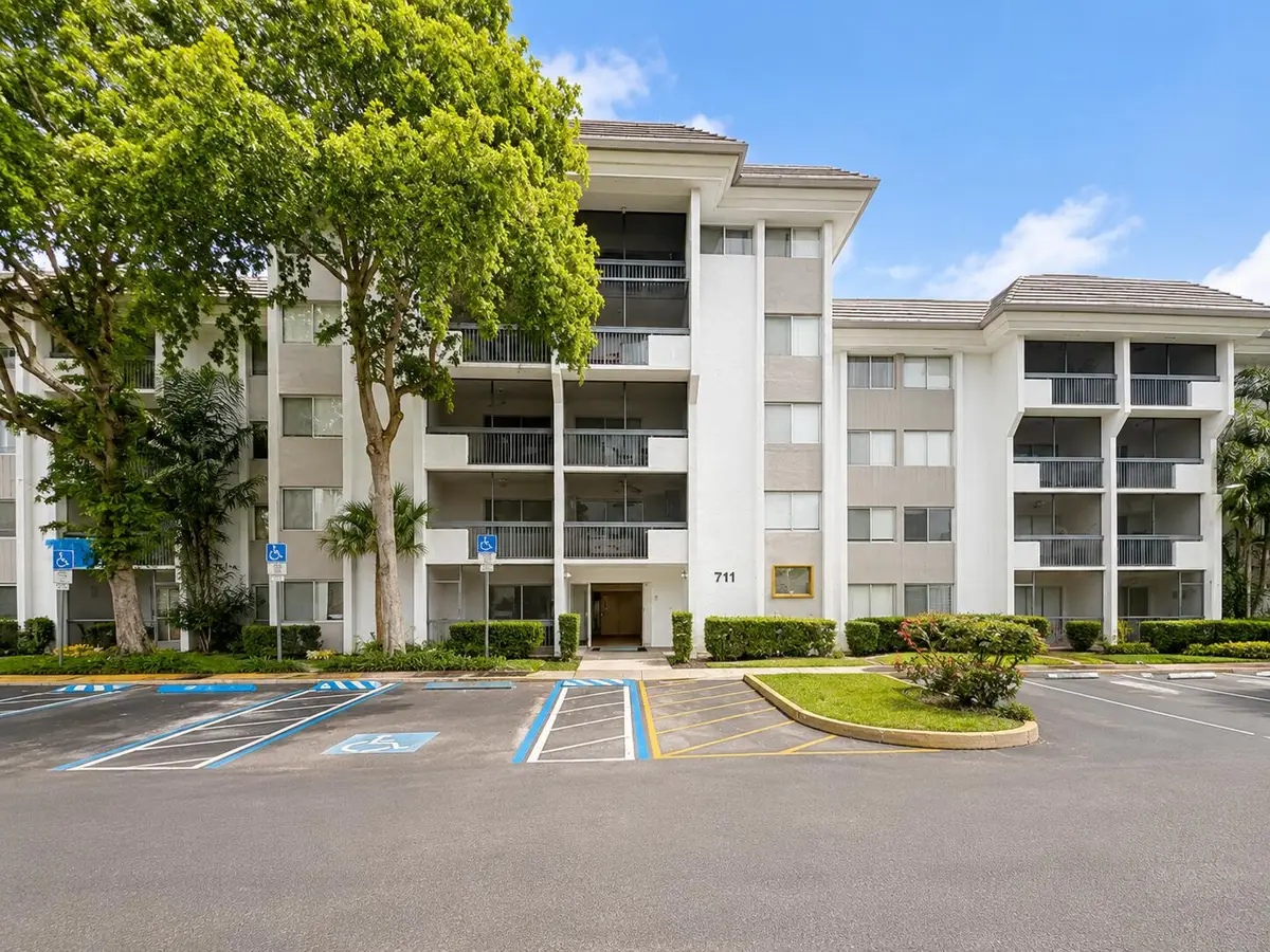 711 N Pine Island Road #204, Plantation, FL 33324 - #1