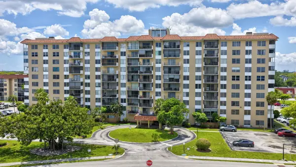 4174 Inverrary Drive #513, Lauderhill, FL 33319