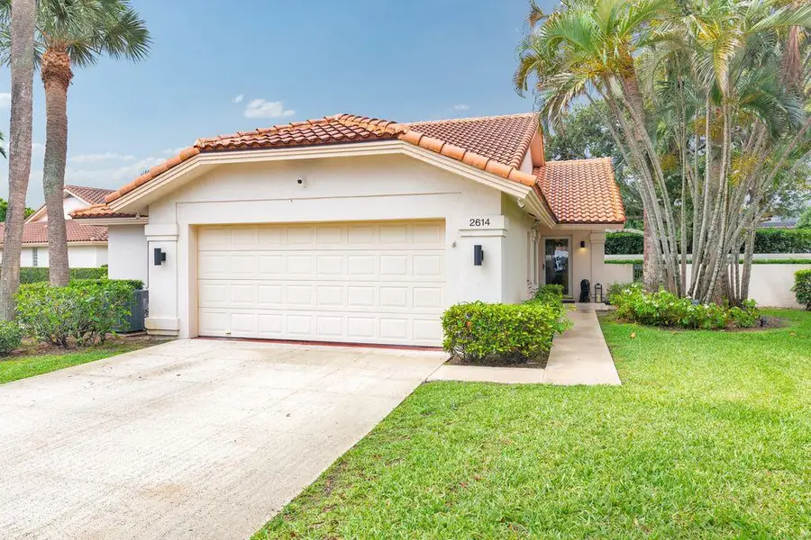 2614 Mohawk Circle, West Palm Beach, FL 33409 - #2