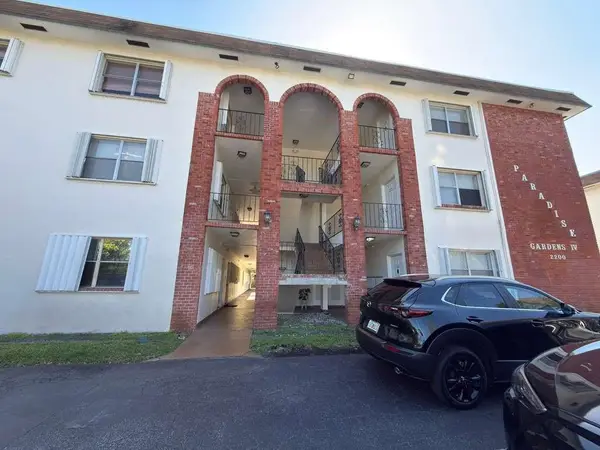 2200 Taylor Street #104, Hollywood, FL 33020