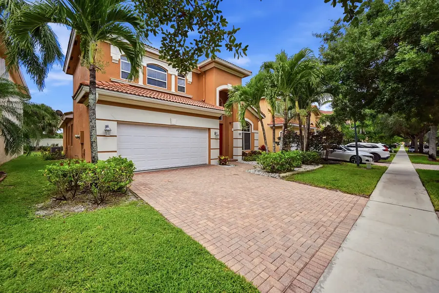 421 Gazetta Way, West Palm Beach, FL 33413 - #2