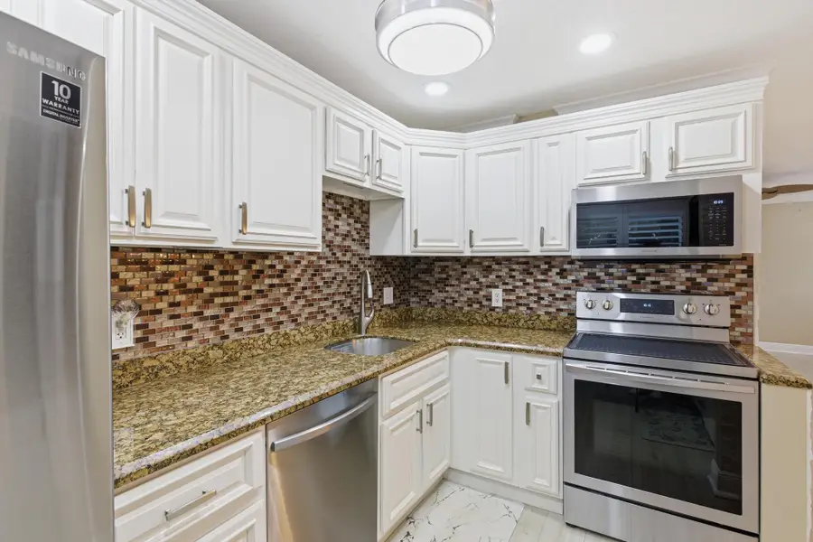 34 Colonial Club Drive #101, Boynton Beach, FL 33435 - #3