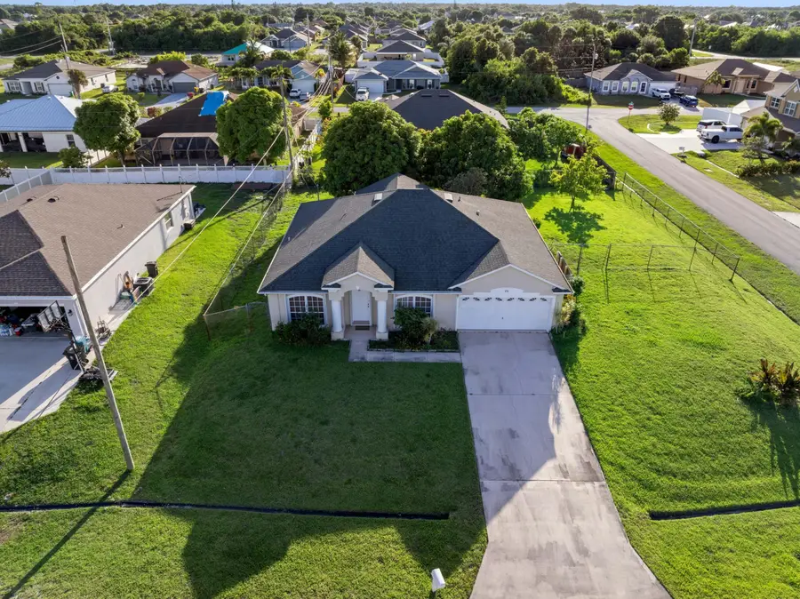 672 SW Kayak Avenue, Port Saint Lucie, FL 34953 - #2