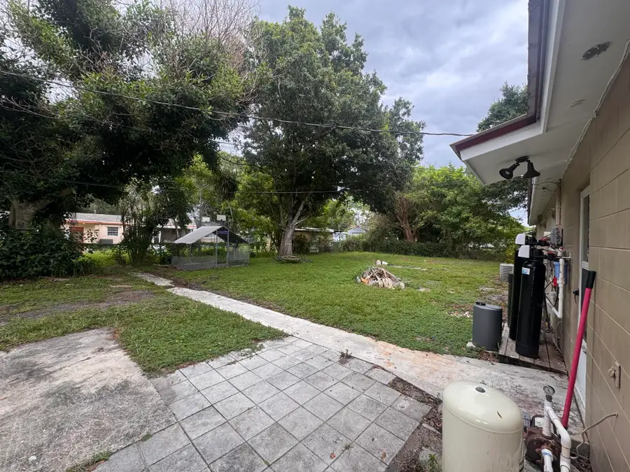 334 Johnston Street, Fort Pierce, FL 34982 - #2
