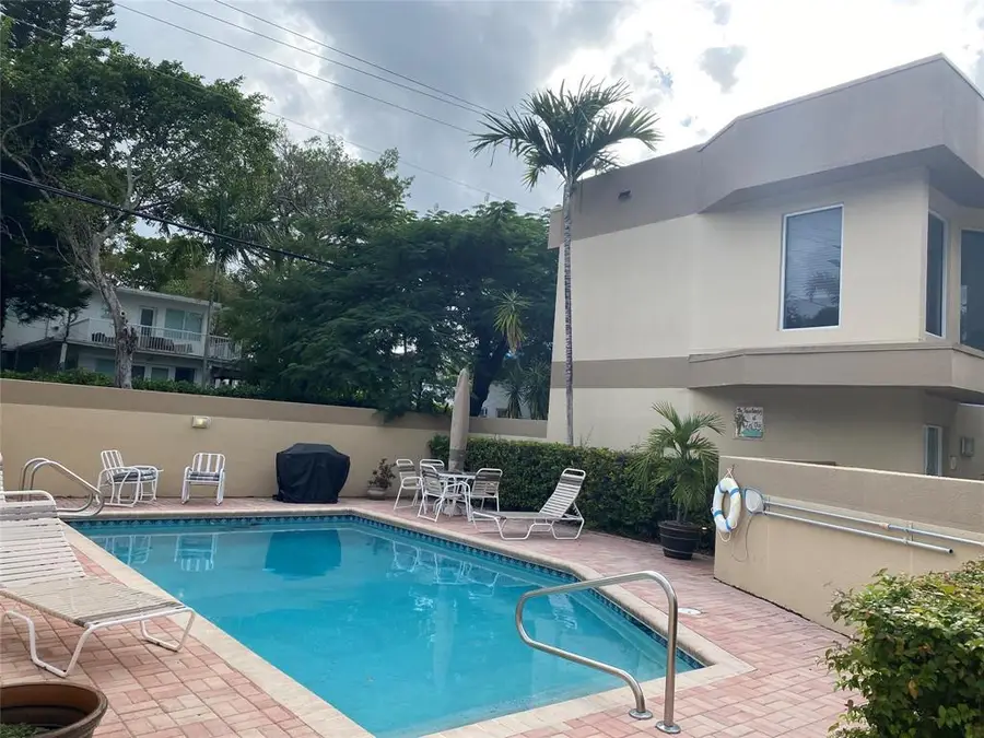 101 SE 15th Avenue #E, Fort Lauderdale, FL 33301 - #2