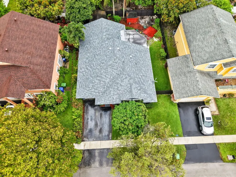 9720 SW 12th Street, Pembroke Pines, FL 33025 - #2