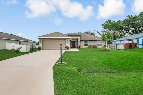 367 SW Grimaldo Terrace, Port St Lucie, FL 34984