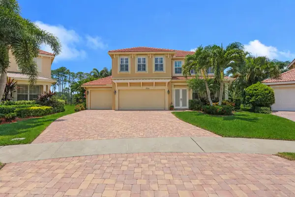 5536 SE Hammock Reserve Terrace, Hobe Sound, FL 33455