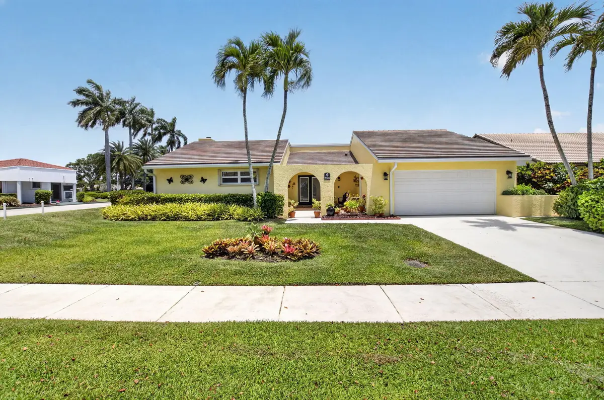 2305 SW 23rd Cranbrook Drive, Boynton Beach, FL 33436 - #1