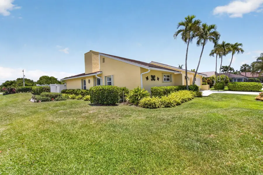 2305 SW 23rd Cranbrook Drive, Boynton Beach, FL 33436 - #3