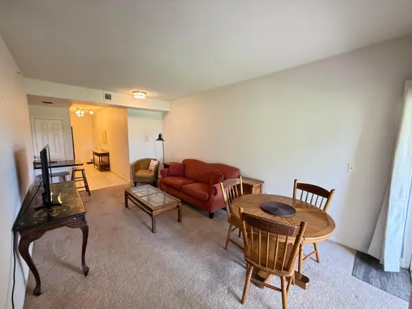 2080 Greenview Shores Boulevard #402, Wellington, FL 33414