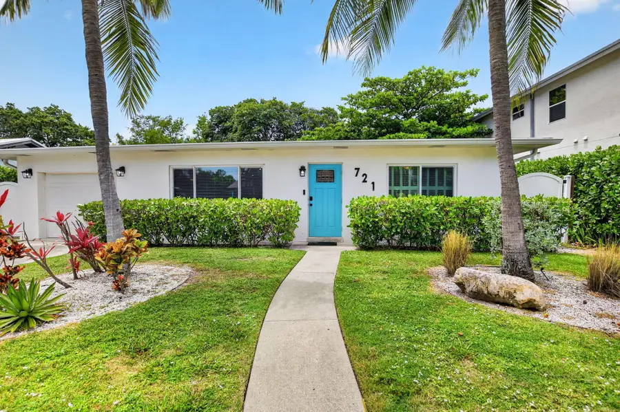 721 NE 8th Avenue, Boynton Beach, FL 33435 - #2