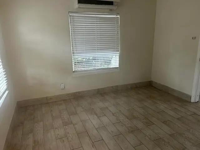 1839 SW 23rd Street, Fort Lauderdale, FL 33315 - #3