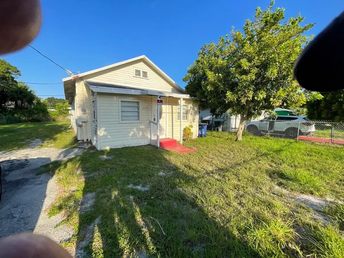 1610 N 14th Street, Fort Pierce, FL 34950 - #1