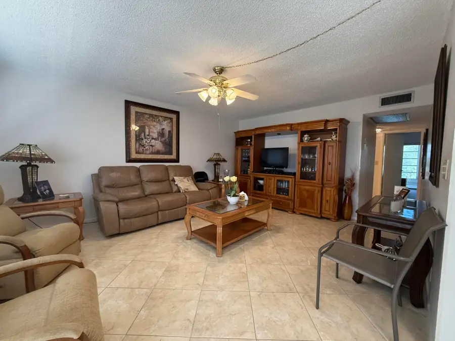 4021 Farnham #4021, Deerfield Beach, FL 33442 - #2