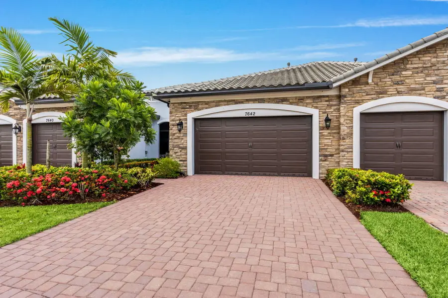 7642 N Blue Spring Drive, Parkland, FL 33067 - #2