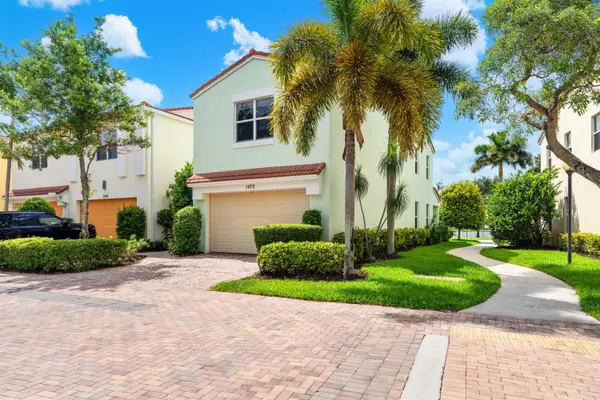 1570 NW 48th Place, Boca Raton, FL 33431