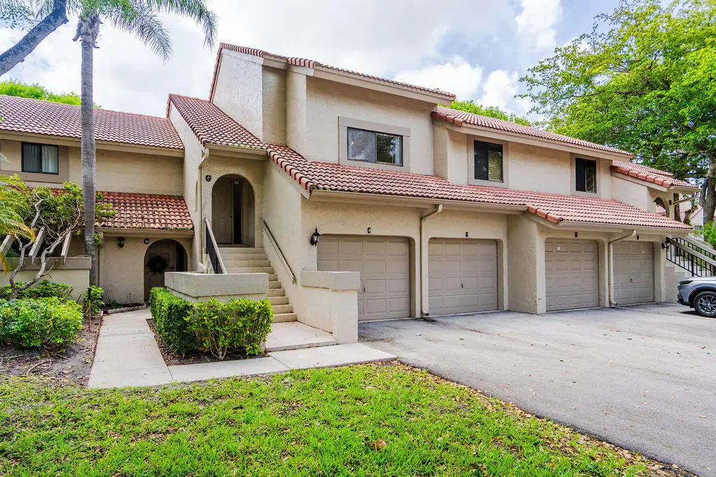 5710 Coach House Circle #G, Boca Raton, FL 33486 - #1