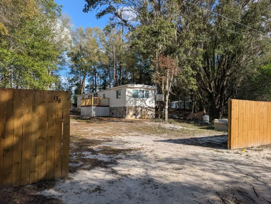 134 John Street, Hawthorne, FL 32640 - #3