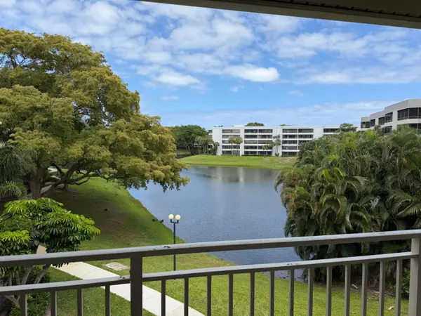 1885 Palm Cove Boulevard #10-307, Delray Beach, FL 33445