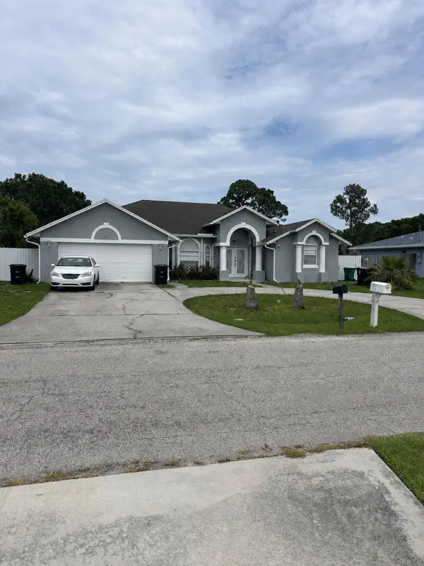 219 NW Biltmore Street, Port St Lucie, FL 34983