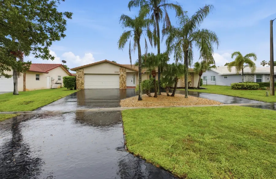 8386 Shadow Wood Boulevard, Coral Springs, FL 33071 - #2