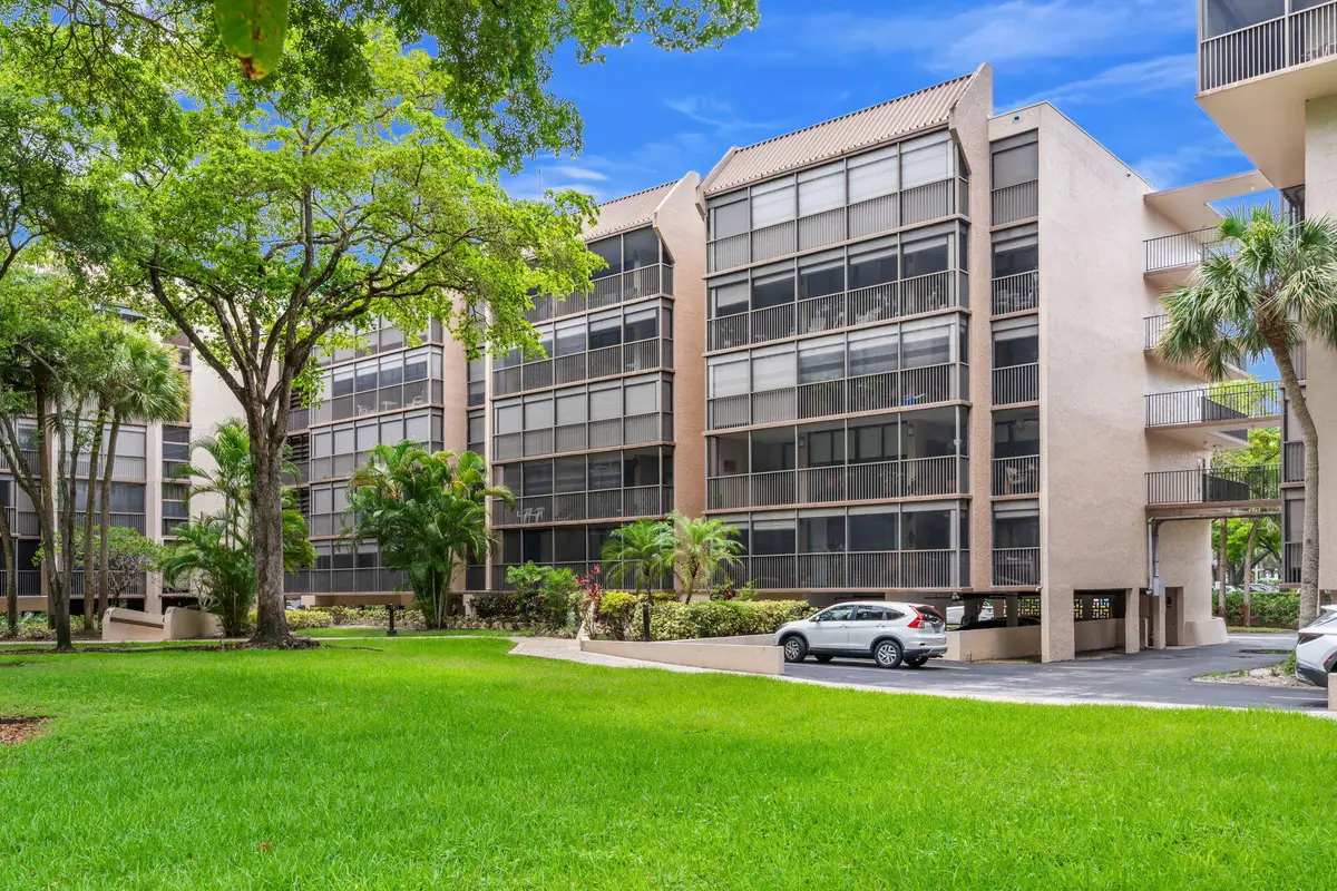 4816 N 46 Avenue #J482, Hollywood, FL 33021 - #1