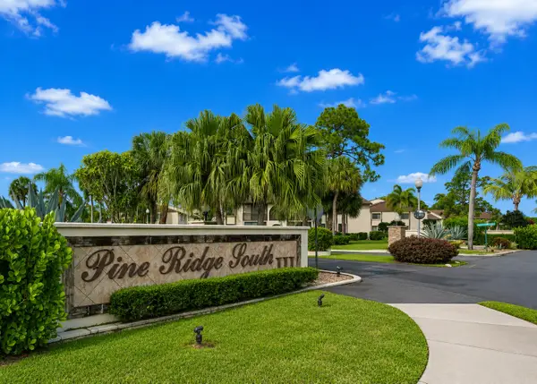 303 Knotty Pine Circle #A-1, Greenacres, FL 33463