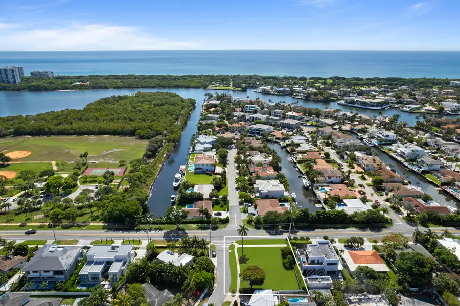 498 NE 14th Street, Boca Raton, FL 33432 - #3