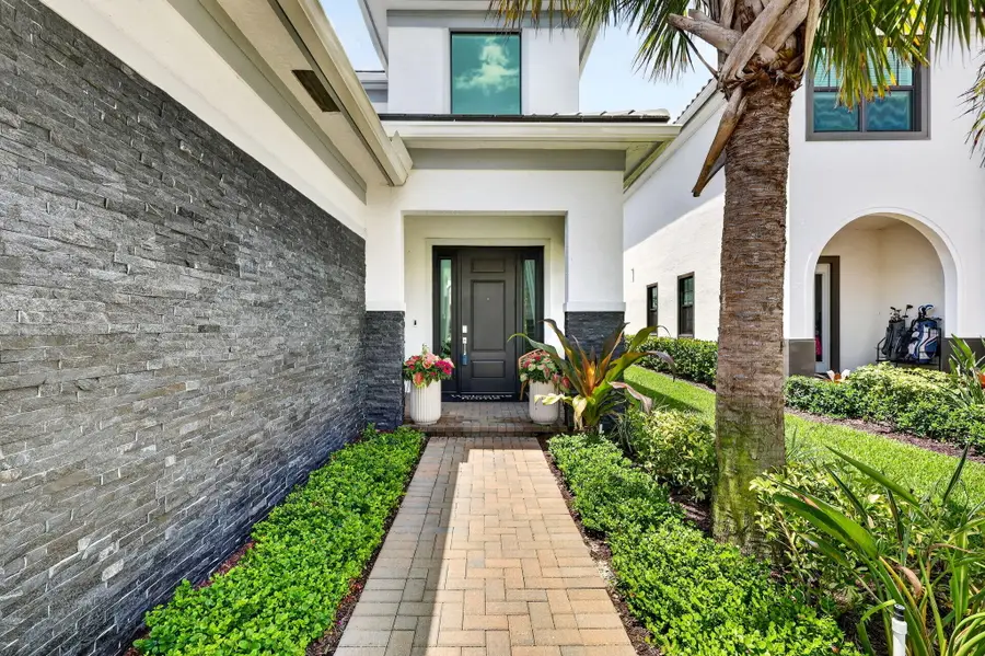 329 SE Fascino Circle, Port Saint Lucie, FL 34984 - #2