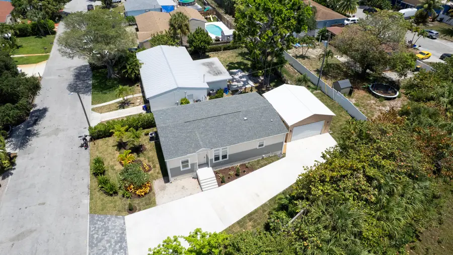 1757 N 12th Ct Court N, Lake Worth Beach, FL 33460 - #3